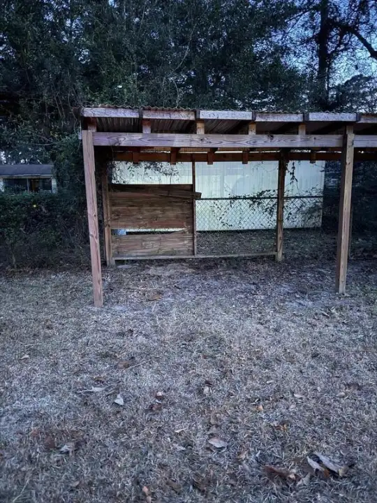 Full truck load of junk removed in Springfield, GA
